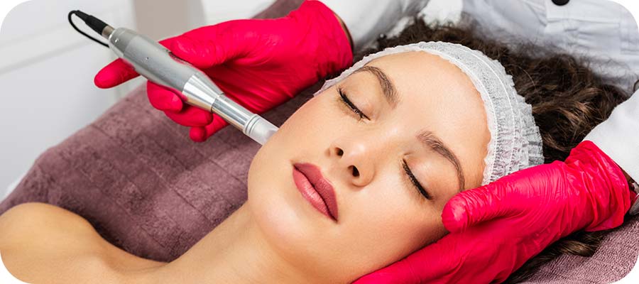 Microneedling Specialist Near Me in Los Angeles, CA
